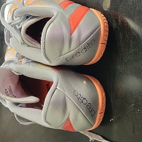 Adidas predito soccer shoe - Picture 11 of 11